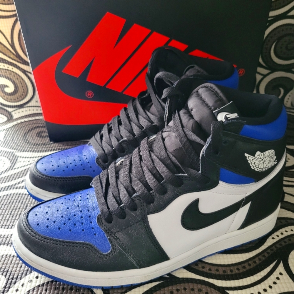 Jordan 1 "royal toe"
